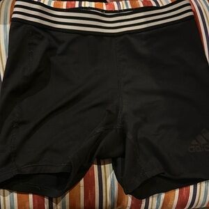 I am selling adidas spandex. They are black. They are a size medium (10/12)